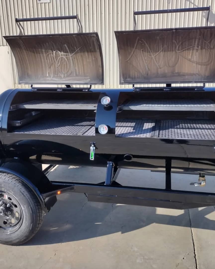 🔥 250-Gallon Offset Smoker with Insulated Firebox on Trailer - Image 3