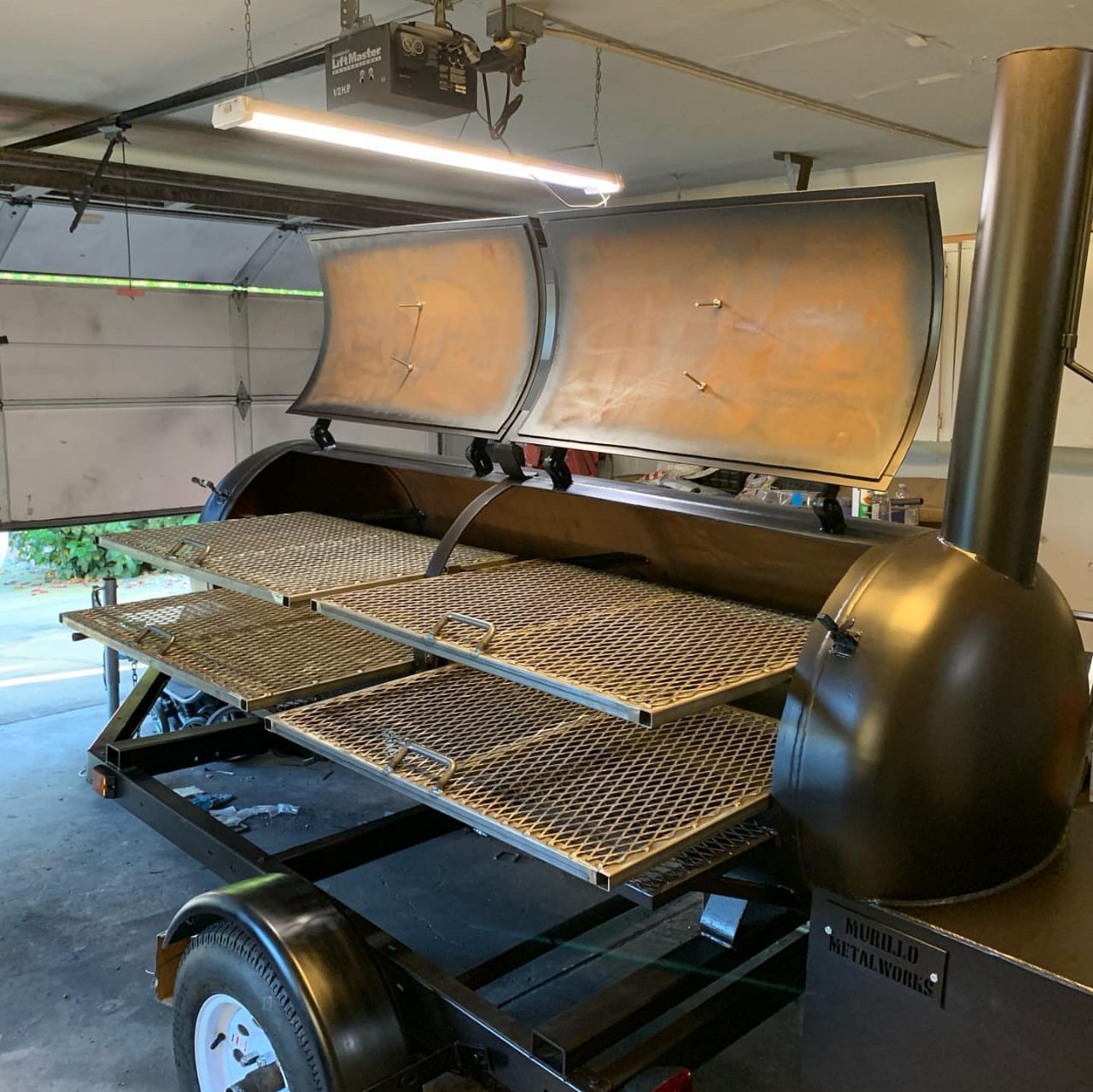 🔥 400-Gallon Offset Smoker with Insulated Firebox & Wood Storage - Image 4